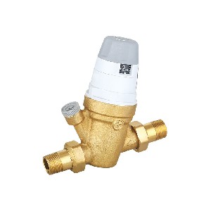 Brass water pressure regulator adjustable lead free inlet screened filter B-3014